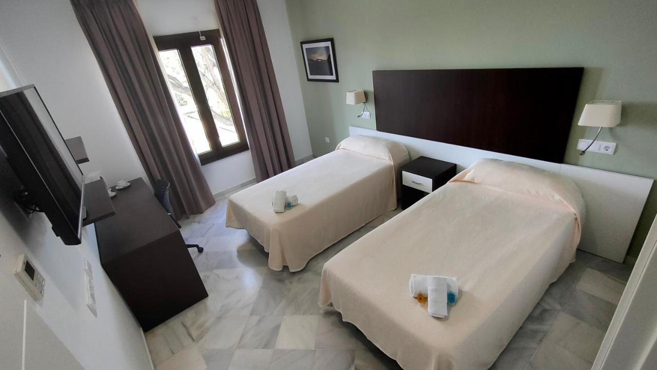 Hotel La Parra Jerez de la Frontera Bagian luar foto