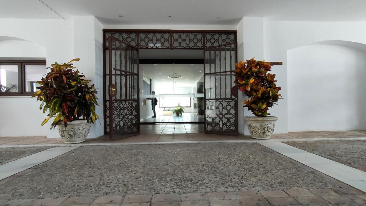 Hotel La Parra Jerez de la Frontera Bagian luar foto